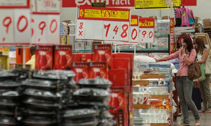 Mercado eleva previsão da inflação para 4,36% este ano