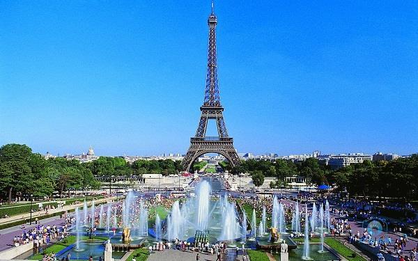 VIVE LA TOUR EIFFEL!